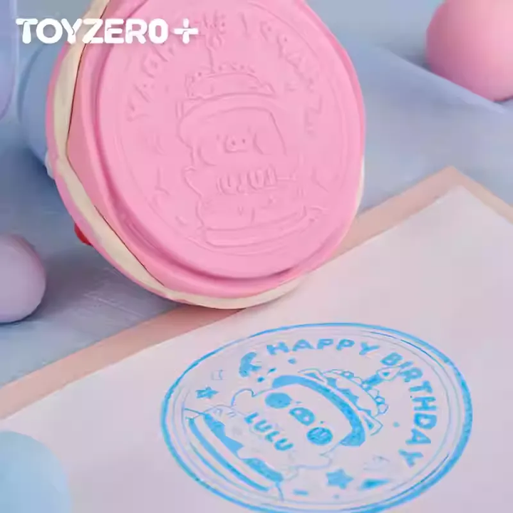 Original TOYZEROPLUS LuLu the Piggy - 5th Anniversary Birthday Cake Premium Set 罐头猪LuLu五周年纪念款生日蛋糕套组公仔摆件礼物