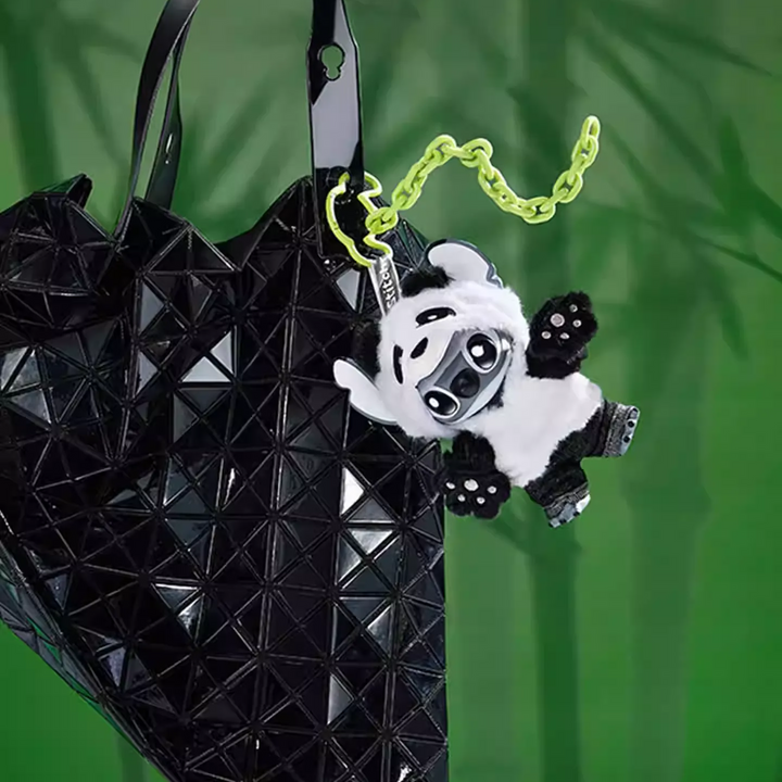 Original MINISO Stitch GenZ Street Series Panda Vinyl Figure 名创优品史迪奇限定GenZ街头系列熊猫搪胶公仔