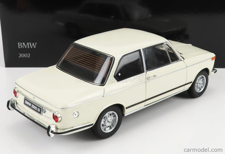 KYOSHO - BMW - 2002Tii 1972 1/18