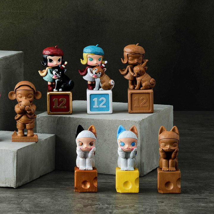Original POPMART MOLLY Anniversary Statues Classical Retro Series Figures 泡泡玛特MOLLY周年纪念雕塑 古典复古系列人物模型