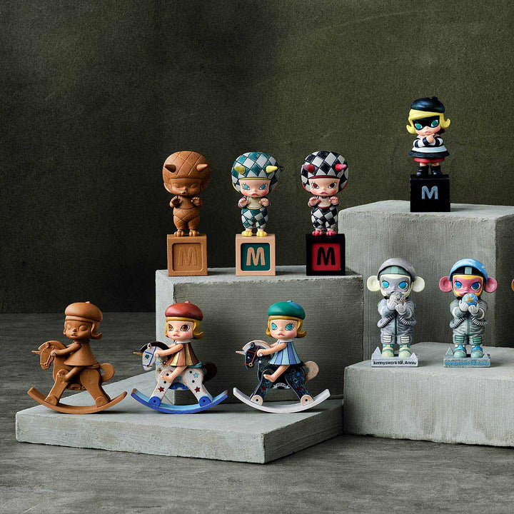 Original POPMART MOLLY Anniversary Statues Classical Retro Series Figures 泡泡玛特MOLLY周年纪念雕塑 古典复古系列人物模型