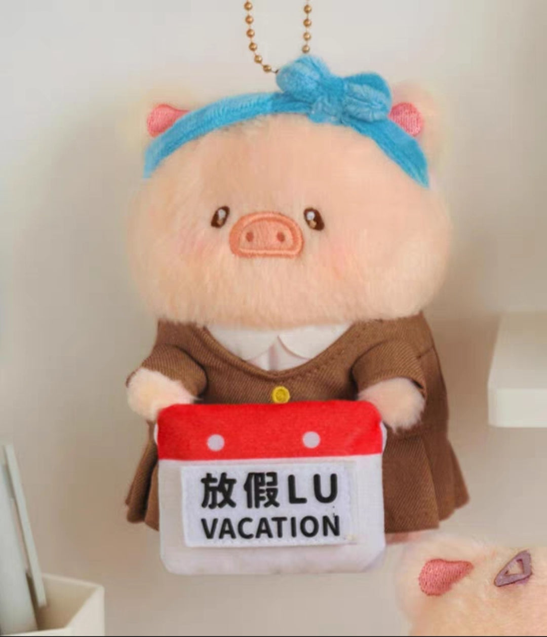 TOYZERO+ LuLu Pig My Work Partner Plush Blind Box Screen Pendant Workstation Ornament罐头猪LuLu猪我的上班伙伴毛绒盲盒屏幕挂件工位摆件