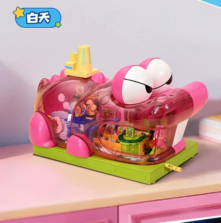 Keeppley Crayon Shin-chan Crocodile Mountain Biscuit Factory Building Blocks Display Toy 奇妙积木Keeppley蜡笔小新鳄鱼山饼干工厂摆件玩具