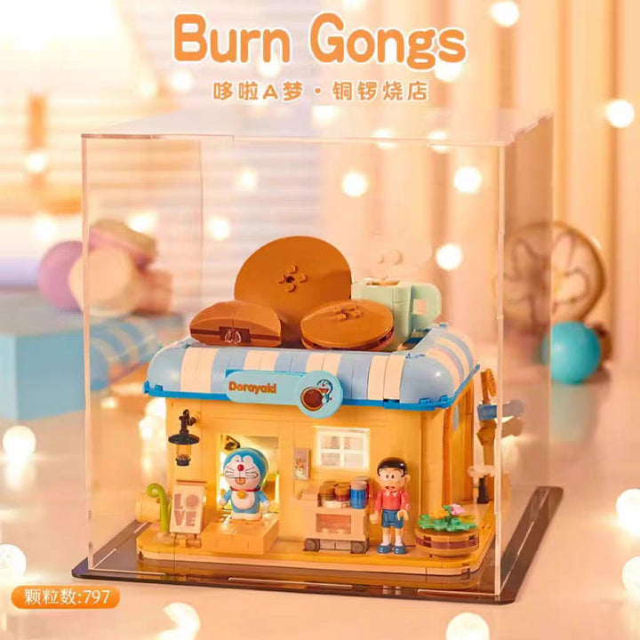 ReadyStocks Doraemon Building blocks toys 贝乐迪 小叮当 哆啦A梦 街景 建筑系列哆啦A梦电视机道具屋卡通拼装积木相机造型女生送礼佳品亚克力盒子