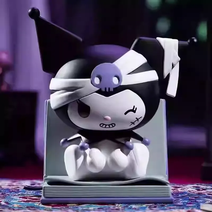Original MINISO Sanrio Kuromi Midnight Stories Blind Box 名创优品库洛米暗夜物语盲盒三丽鸥系列手办摆件公仔礼物
