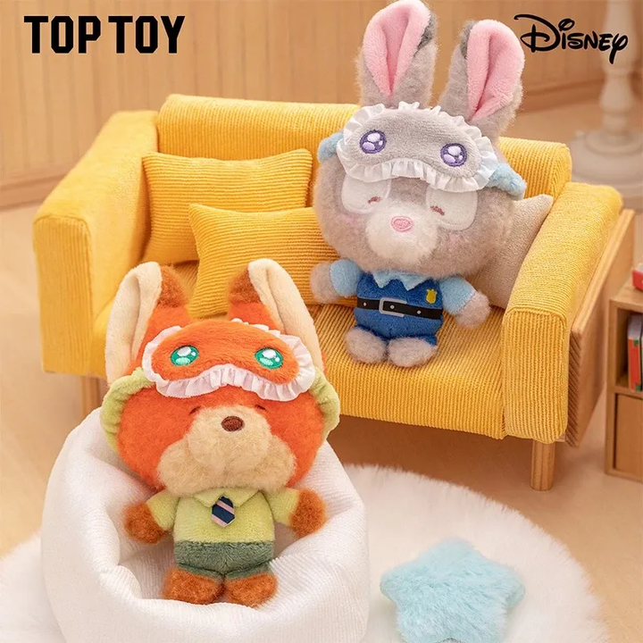 Original TOPTOY Disney Squinting Sleepwear Series Plush Pendant Blind Box 迪士尼眯眯眼睡衣系列毛绒挂件盲盒米奇朱迪可爱公仔礼物