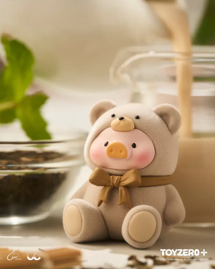 Original TOYZEROPLUS LuLu the Piggy Teddy MINI Limited Edition & Wooden Display 泰迪萌粒限定吊卡手办玩具摆件