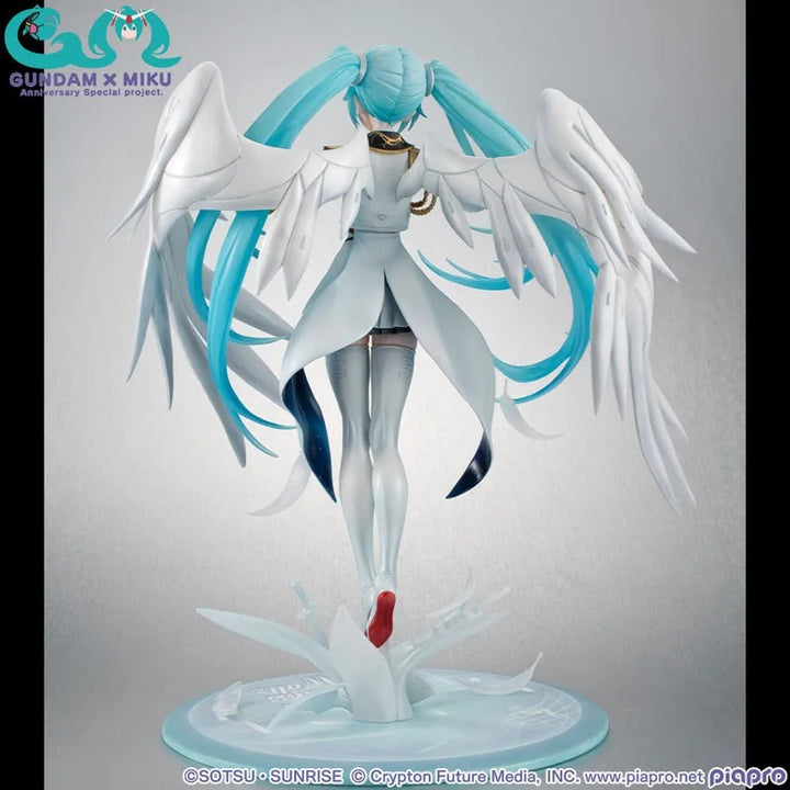 【Pre order】MegaHouse 1/7 PVC Hatsune Miku Wing Gundam Zero EW (Copyright)