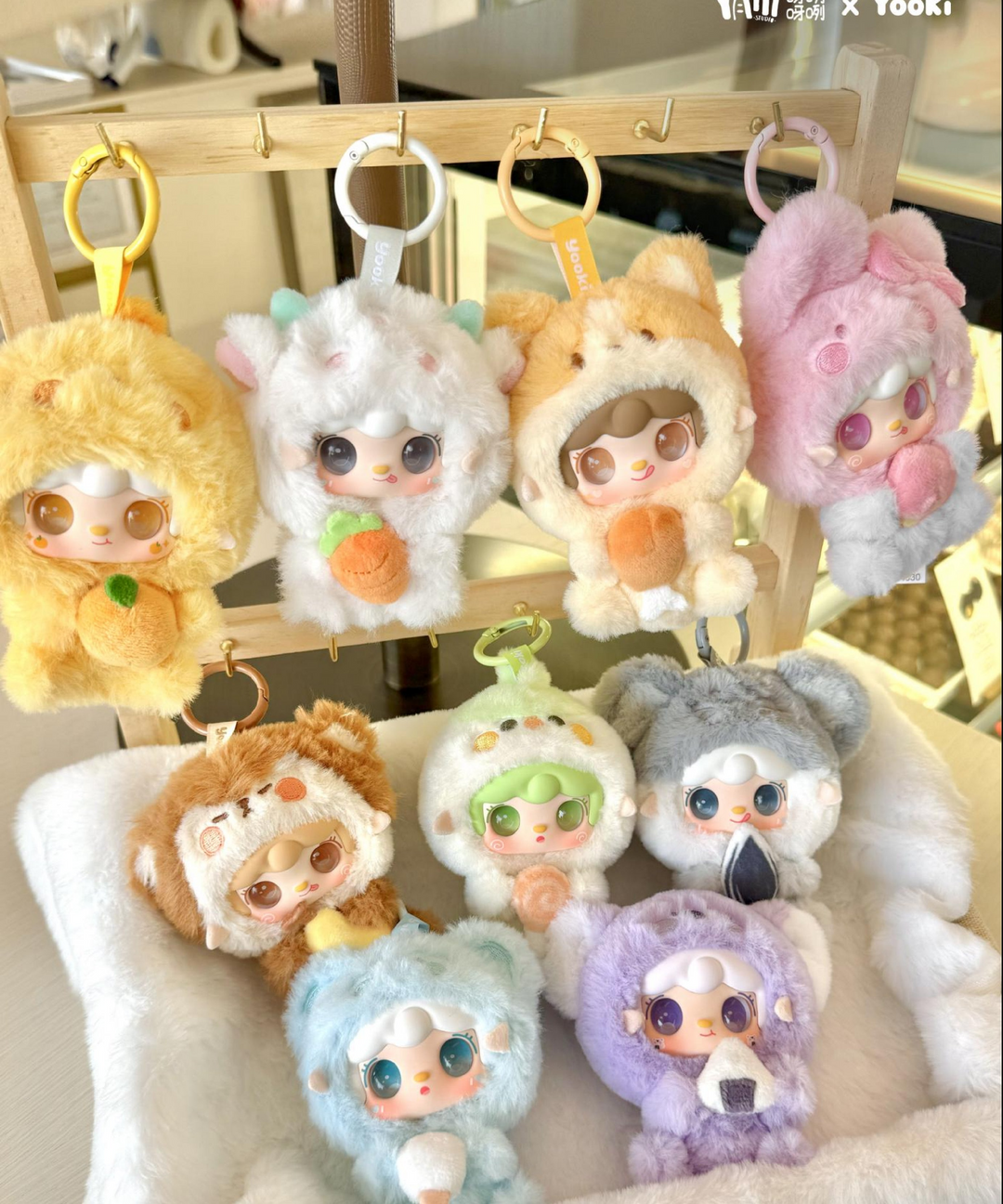 Original YOOKI V10 Hug Gourmet Restaurant Limited Series Plush Blind Box yooki氧氧十代抱抱美食店盲盒毛绒包包挂件送可爱女生
