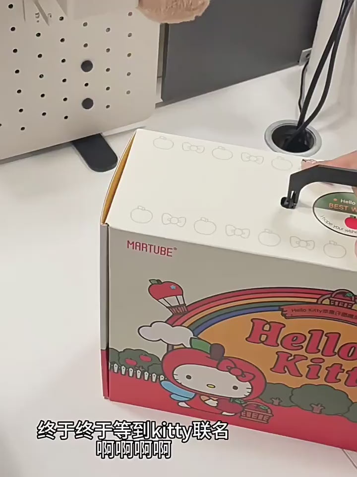 Original Sanrio Shanghai Hello Kitty Plush Bluetooth Speaker 马克图布hellokitty凯蒂猫蓝牙音箱小音响